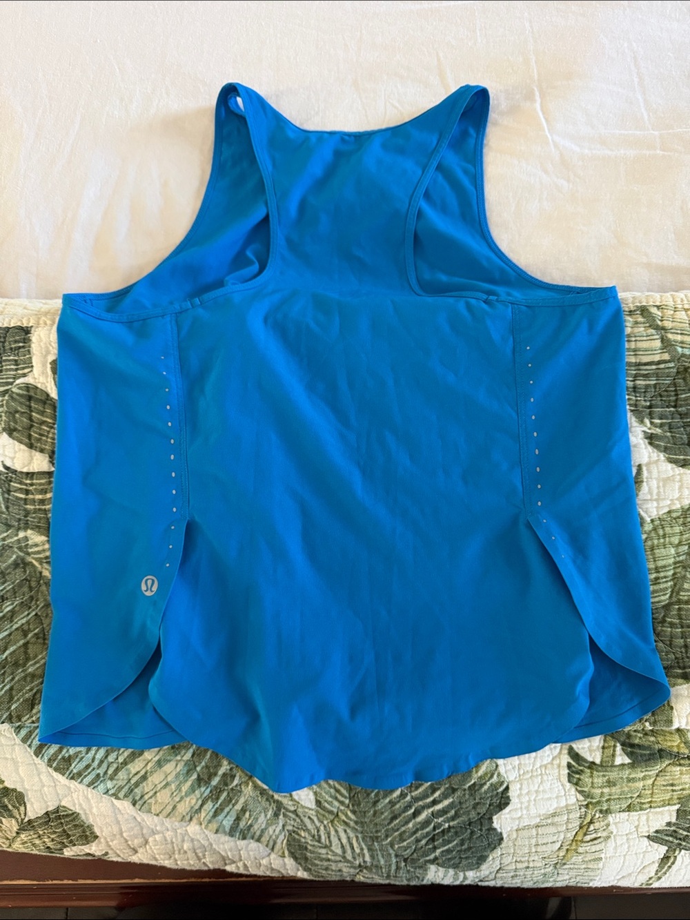 lululemon athletica Vibrant Blue High-Neck Performance Tank - Picture 3 of 4